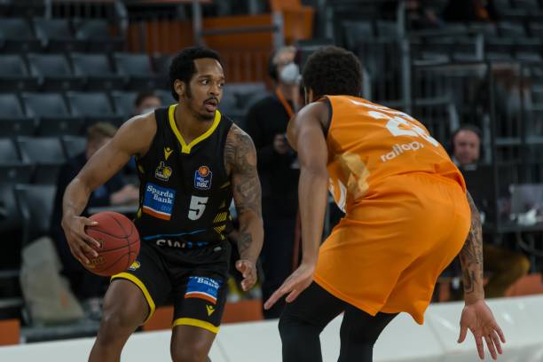 然引发过争 然引发过争