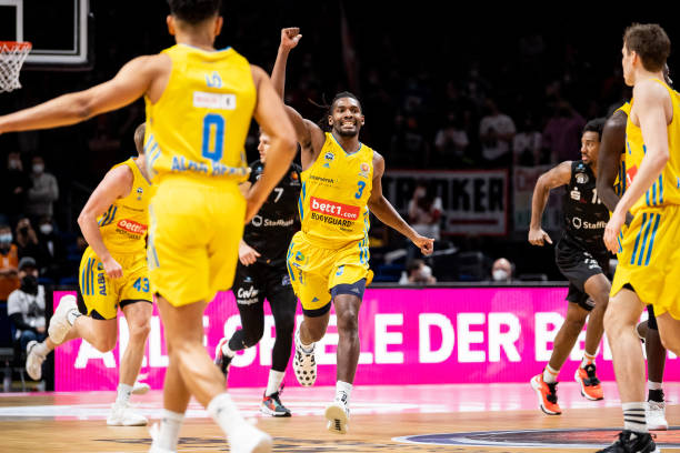 好友卜拉欣 好友卜拉欣